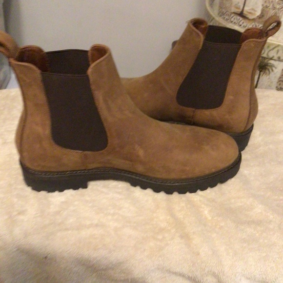 PATINA a slip on Leather ankle boot Sz 9 main image 5
